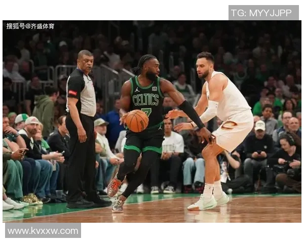 凯尔特人与勇士的巅峰对决NBA赛场上的经典较量与荣耀之战