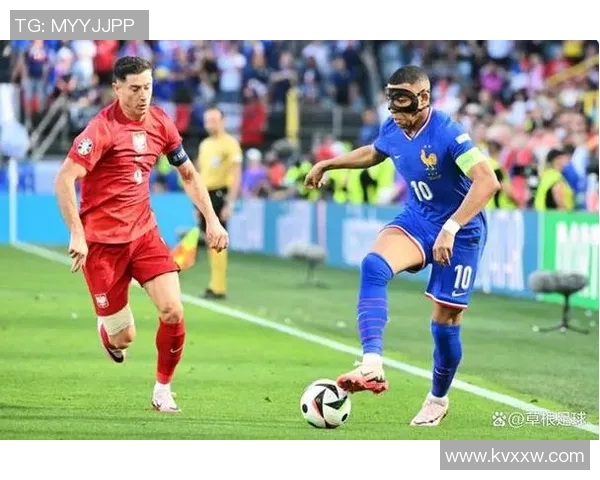 莱万领衔球队新篇章展现足球魅力与个人风采的完美结合